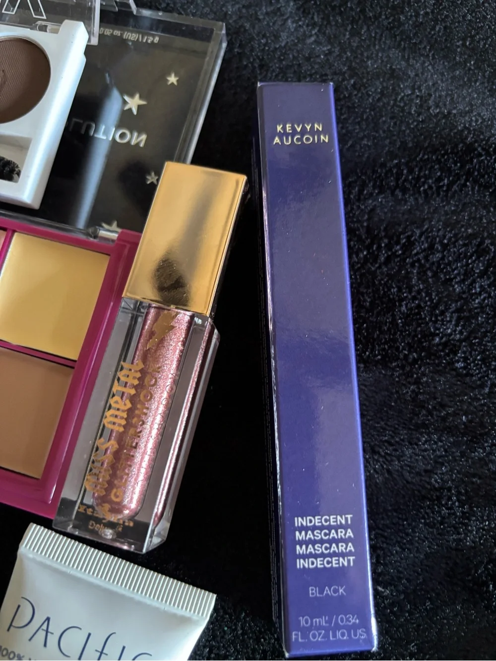 Makeup Bundle Includes New & Lightly Used- Makeup Artist Trying To Declutter